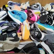 Brand new sport shoes pallets - Image 2