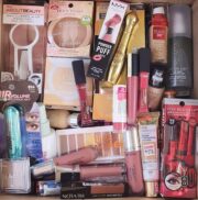 Cosmetic Makeup pallet - Image 3