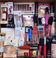 Cosmetic Makeup pallet - Image 4
