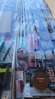 Cosmetics Pallet - Image 3
