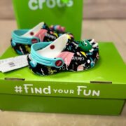 Crocs pallets - Image 3