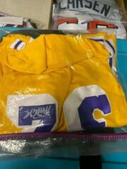 Lakers jersey Pallet