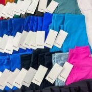 Lululemon clothes pallets - Image 3