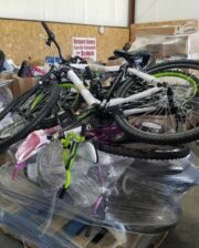 Mix Toy pallets