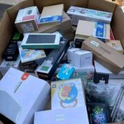 Mixed electronics devices and toys pallets - Image 2