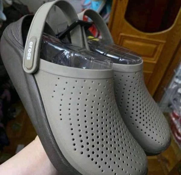 New Crocs Pallet - Assorted Styles and Sizes - Wholesale Bulk Lot - Image 6