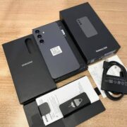 Original Samsung Galaxy S24