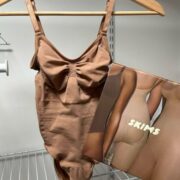 Skim clothing pallet - Image 4
