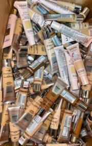 Top Brands Cosmetic pallets - Image 3